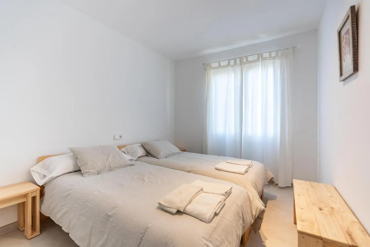 Lovely Central Apartment Guillem 3 Bedrooms Close To The Beach Central Location Cala San Vicente Cala San Vicente  Spain