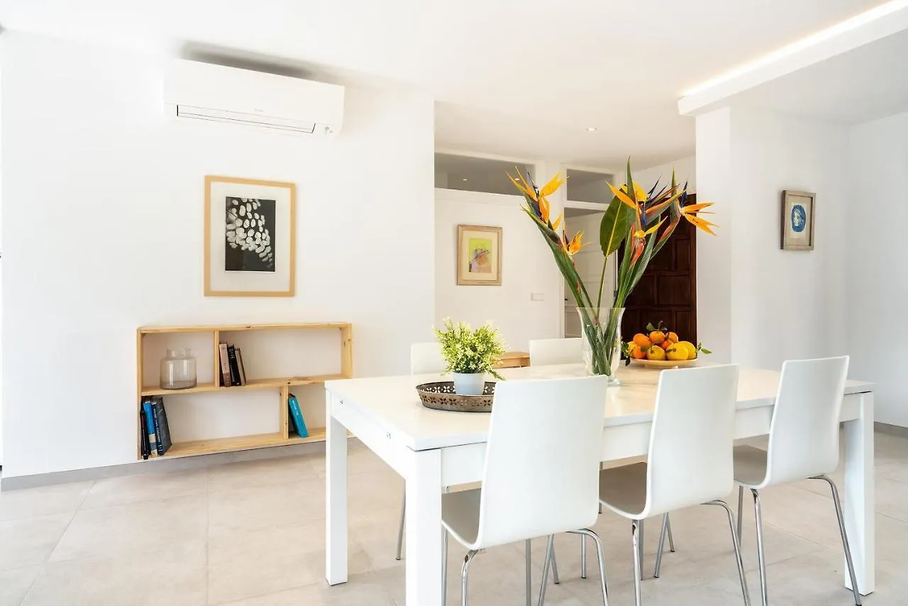 Lovely Central Apartment Guillem 3 Bedrooms Close To The Beach Central Location Cala San Vicente Cala de Sant Vicenc